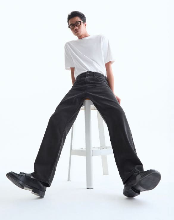 Minimal Jeans - Relaxed Fit
