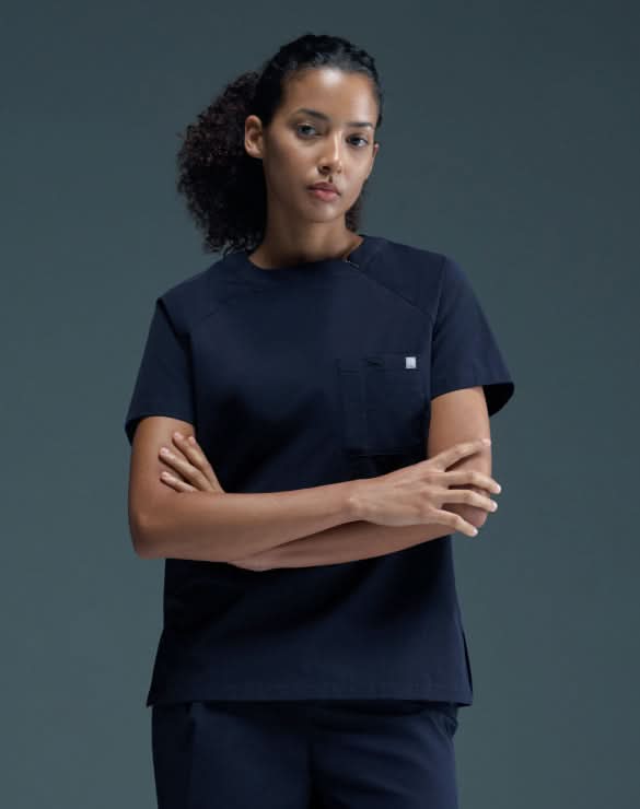 GQ Pro Med Women Crew Neck Scrub