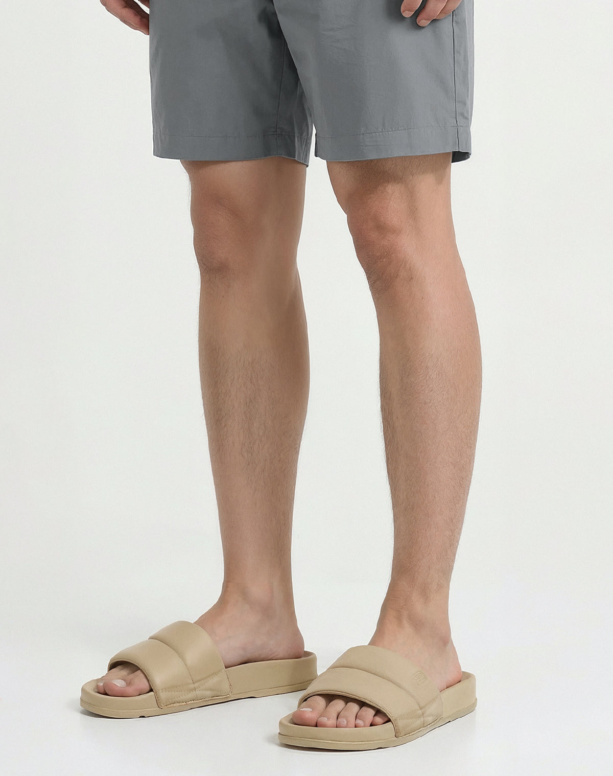 GQ Everyday Puffy Sandals