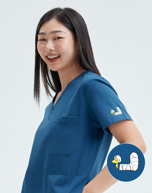 GQ Pro Med Women Scrub Shirt (Premium) - PEANUTS™
