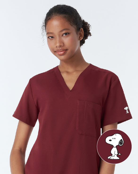 GQ Pro Med Women Scrub Shirt (Premium) - PEANUTS™