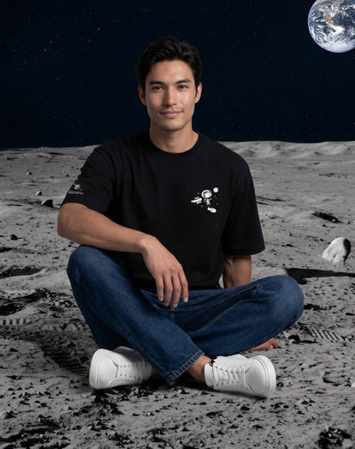 GQ x PEANUTS™ - Snoopy’s going to the moon