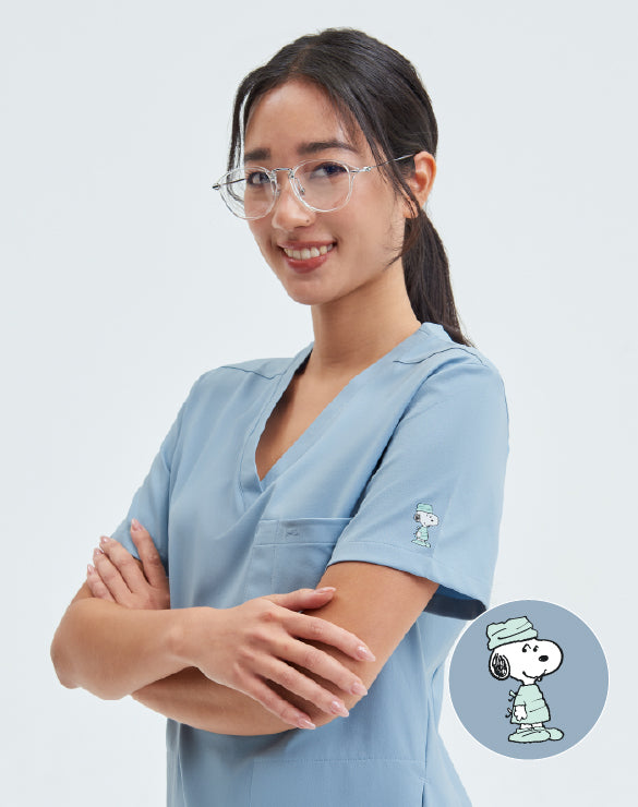 GQ Pro Med Women Scrub Shirt (Premium) - PEANUTS™