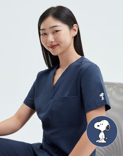 GQ Pro Med Women Scrub Shirt (Premium) - PEANUTS™
