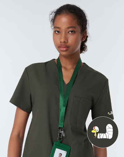 GQ Pro Med Women Scrub Shirt (Premium) - PEANUTS™