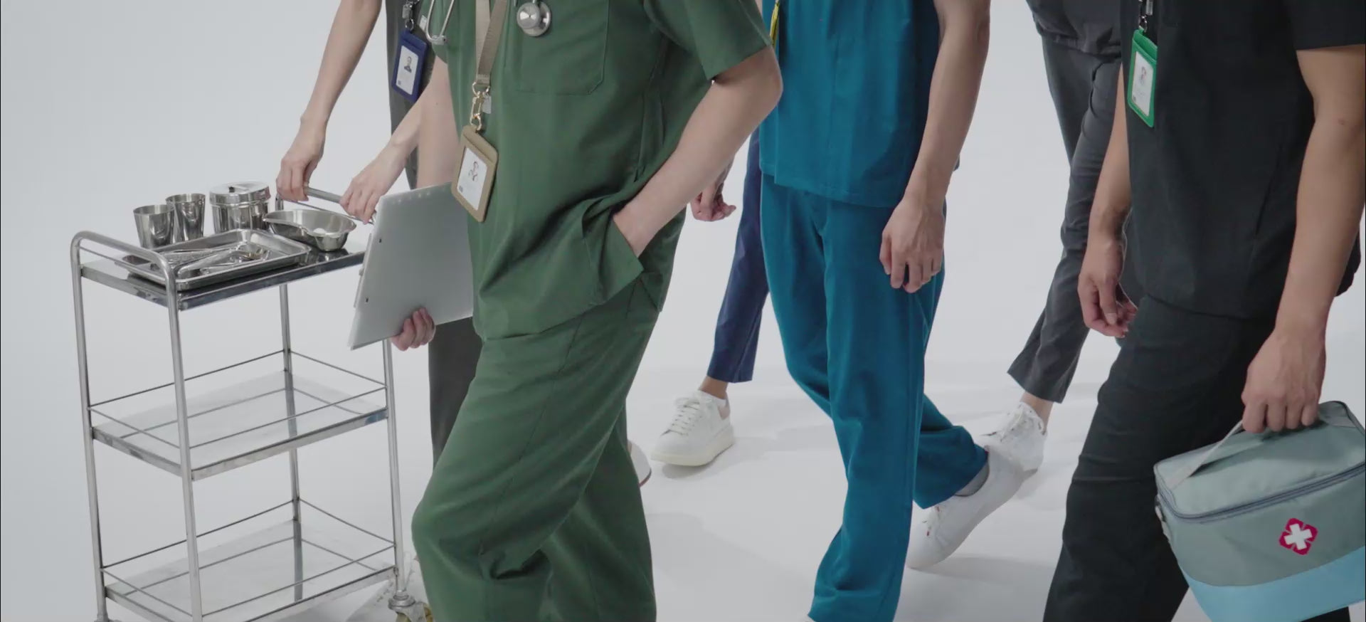 โหลดวีดีโอ: ชุดสครับของมืออาชีพ